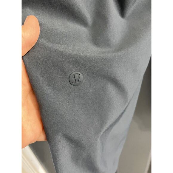 Lululemon Beyond The Studio Crop Pants Womens Size 8 Blue Luxtreme Stretch - Picture 5 of 8